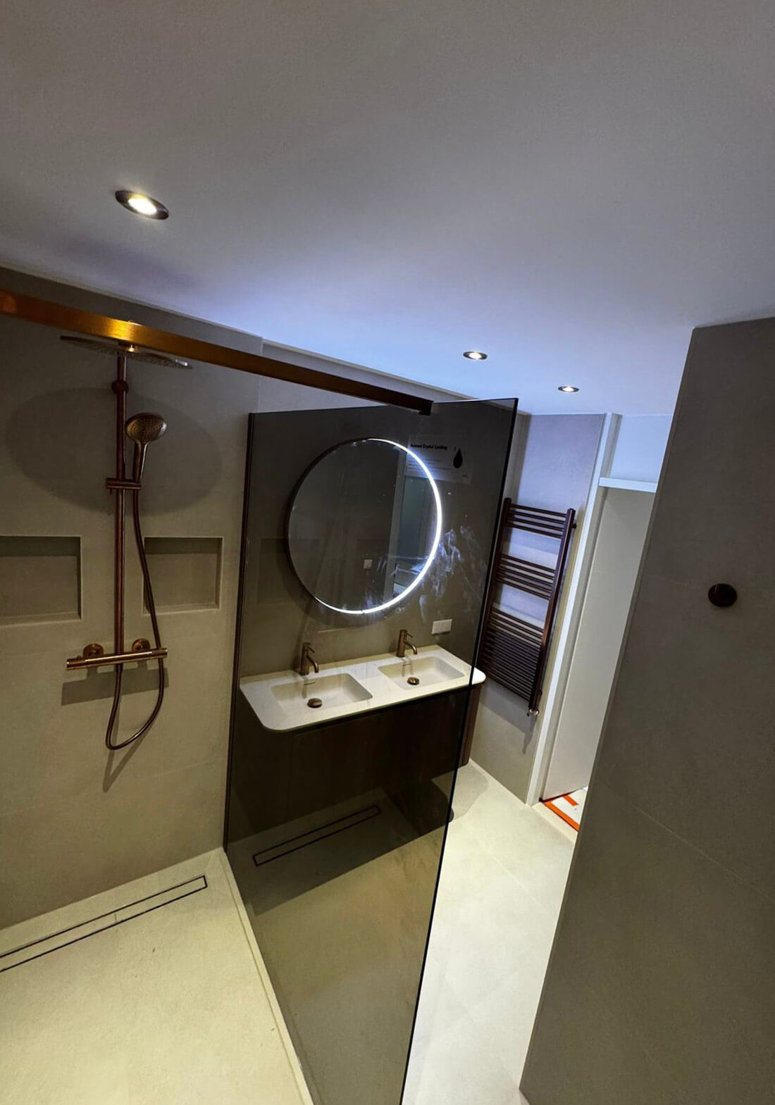 Resultaat Badkamer renovatie Badhoevedorp